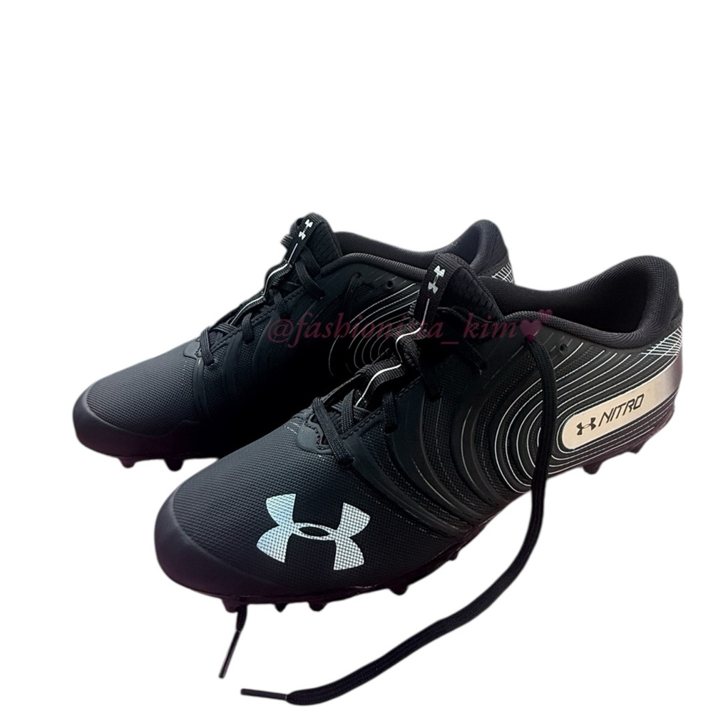 Men’s Under Armour Nitro Low MC football cleats 3000182-001 - NWT